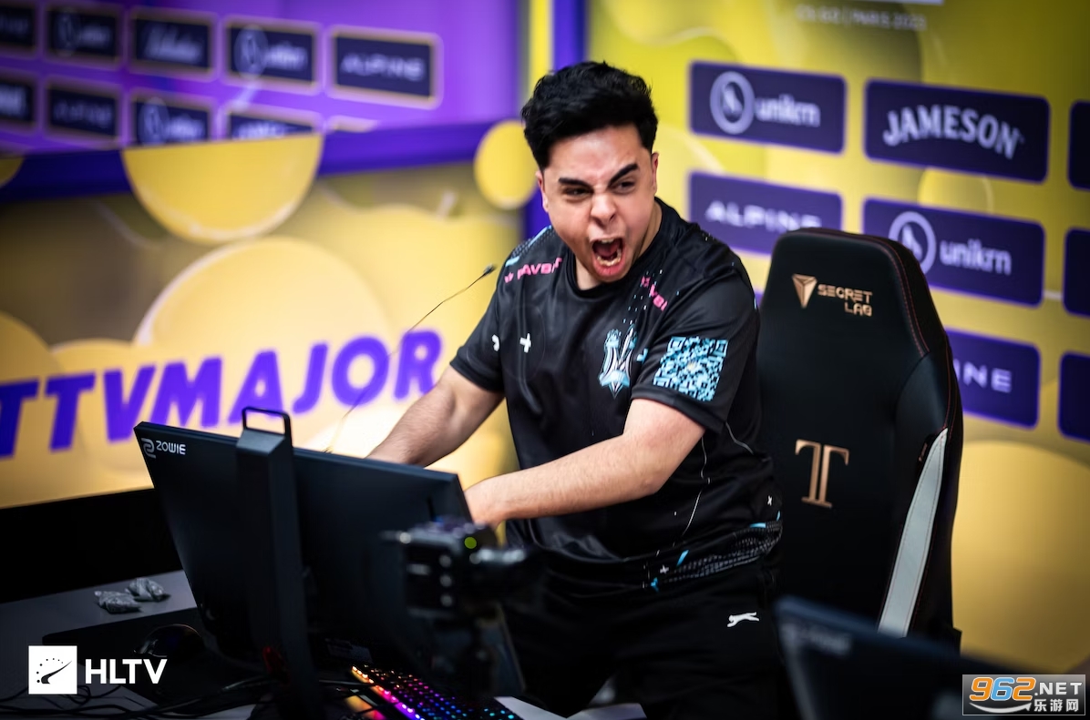 新指挥siuhy助Liquid达拉斯战队焕新升级，团队精神与战术布局双提升-竞技宝·(JJB)